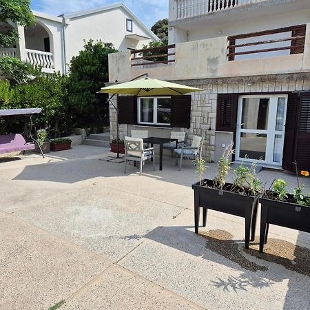 Apartments Marzic Đảo Pag Ngoại thất bức ảnh