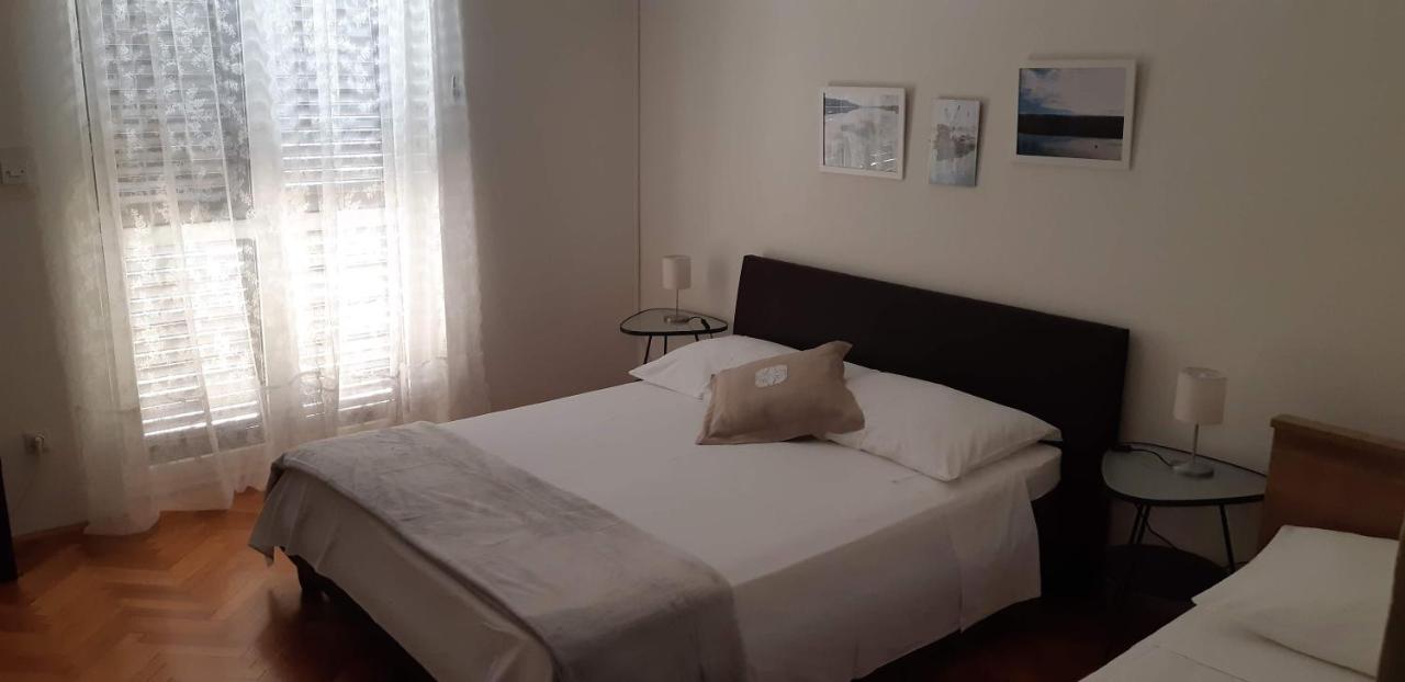 Apartments Marzic Đảo Pag Ngoại thất bức ảnh