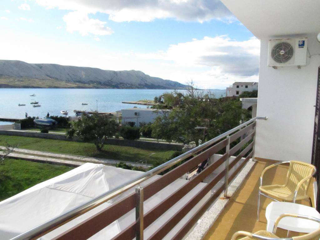 Apartments Marzic Đảo Pag Ngoại thất bức ảnh
