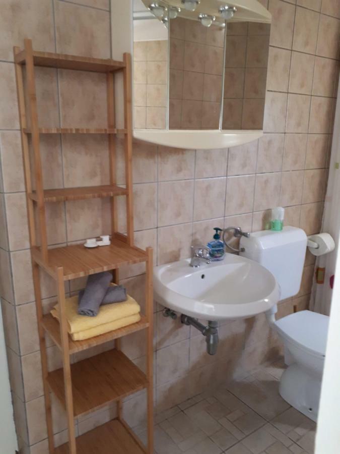 Apartments Marzic Đảo Pag Ngoại thất bức ảnh