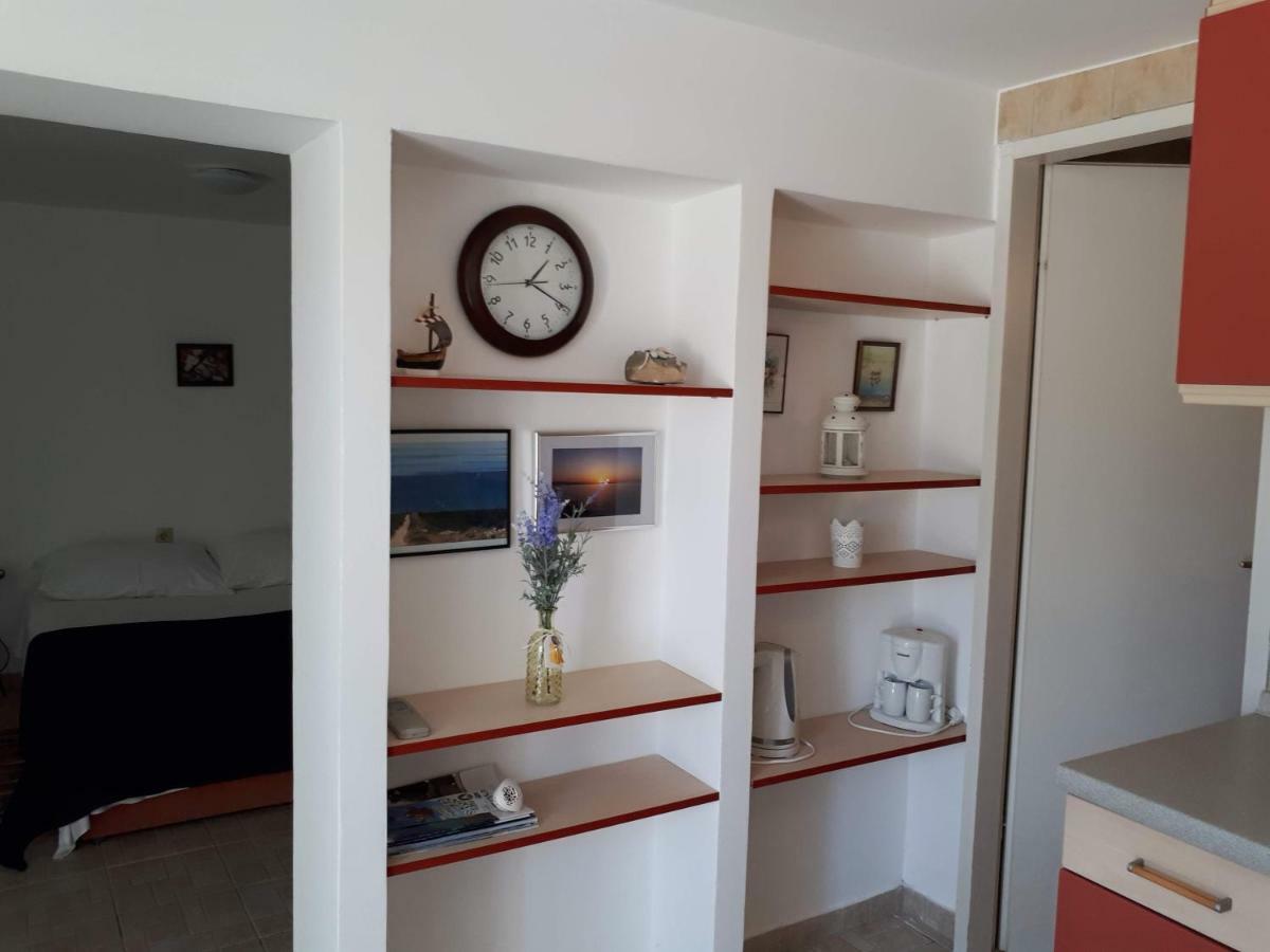 Apartments Marzic Đảo Pag Ngoại thất bức ảnh