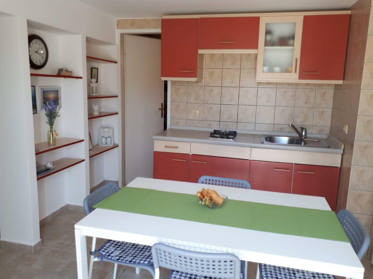 Apartments Marzic Đảo Pag Ngoại thất bức ảnh